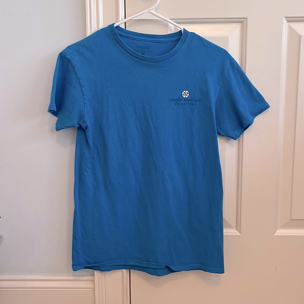 Simply Southern Women’s small t-shirt